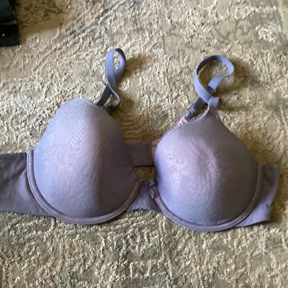 38B lightweight padded bra lilac - Picture 1 of 3